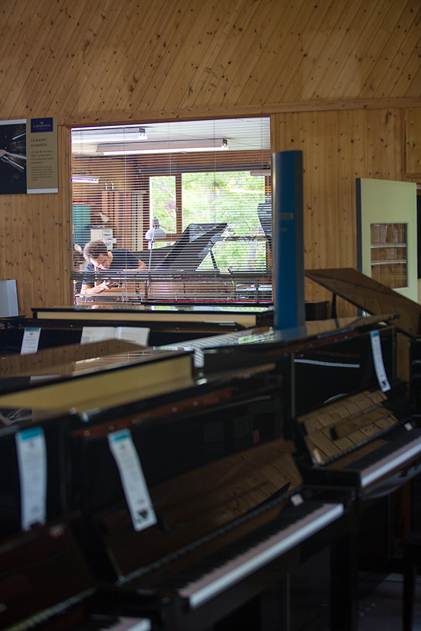 Magasin et atelier Auvergne Pianos à RIom (63)